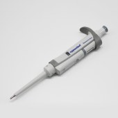 Eppendorf 3120000801 Research plus 0.5-10ul整支消毒单道移液器(白)